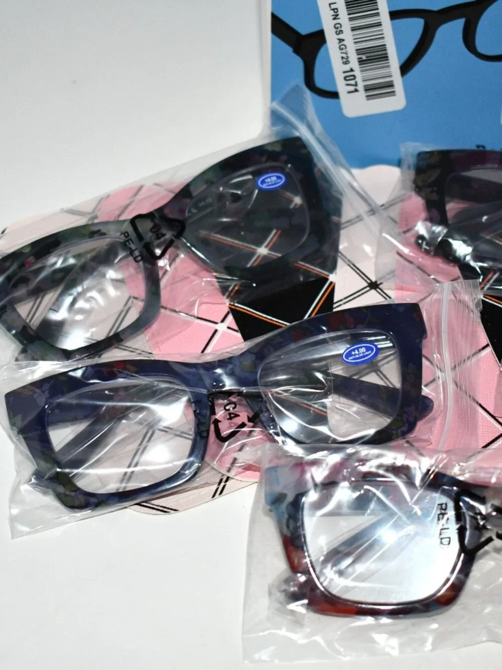 SIGVAN Reading Glasses, +4.00, Blue Light Blocking, Square Readers, 6 Pack, NWT
